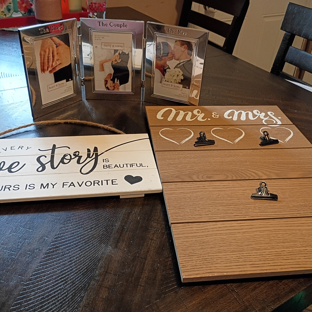 Mr. & Mrs. Wooden Wall Decor with Clips